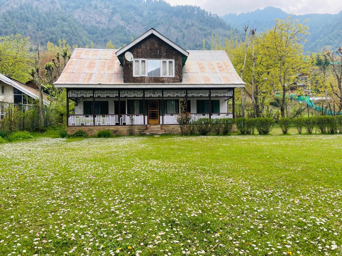 Pk Cottage Pahalgām エクステリア 写真